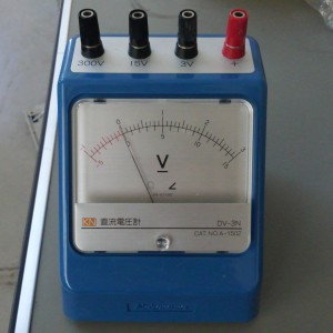 内部抵抗15kΩの電圧計